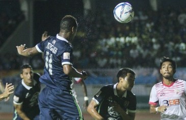 คลิปไฮไลท์ไทยพรีเมียร์ลีก ราชนาวี เอฟซี 1-0 บีบีซียู เอฟซี Siam Navy FC 1-0 BBCU FC