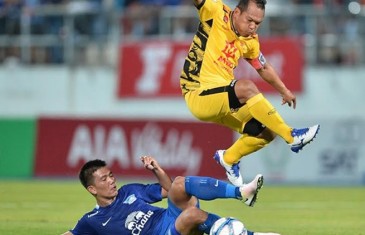คลิปไฮไลท์ไทยลีก ชลบุรี เอฟซี 3-0 โอสถสภา เอฟซี Chonburi FC 3-0 Osotspa FC