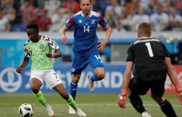 Goal!!! อาเหม็ด มูซา กระชากหลบ 3 เข้าไปซัดประตูที่ 2 ในเกมนี้ ช่วยไนจีเรีย ออนำไอซ์แลนด์ 1-0