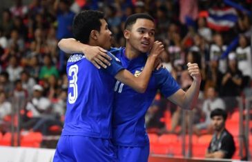 คลิปไฮไลท์ฟุตซอลพีทีที ไทยแลนด์ ไฟว์ 2018 ทีมชาติไทย 6-3 อุซเบกิสถาน Thailand 6-3 Uzbekistan
