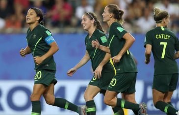 คลิปไฮไลท์ฟุตบอลหญิง ชิงแชมป์โลก 2019 จาเมกา 1-4 ออสเตรเลีย Jamaica (w) 1-4 Australia (w)