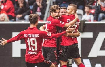 คลิปไฮไลท์บุนเดสลีกา ฟอร์ตูน่า ดุสเซลดอร์ฟ 1-2 ไฟรบวร์ก Fortuna Dusseldorf 1-2 Freiburg