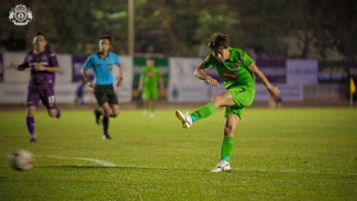 คลิปไฮไลท์ไทยลีก 2 อุทัยธานี เอฟซี 0-1 ศรีสะเกษ เอฟซี Uthai Thani FC 0-1 Sisaket FC