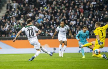 คลิปไฮไลท์บุนเดสลีกา โบรุสเซีย มึนเช่นกลัดบัค 4-0 กรอยเธอร์ เฟือธ Borussia Monchengladbach 4-0 Greuther Furth